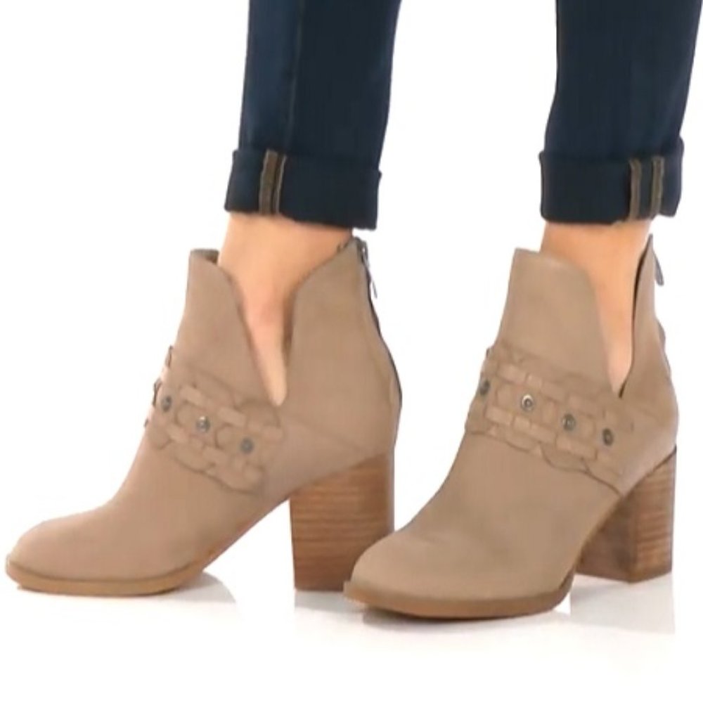 Nine West Ankle Leather Studded Booties 8M